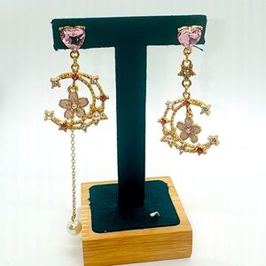 Fun boho style pierced earrings​​